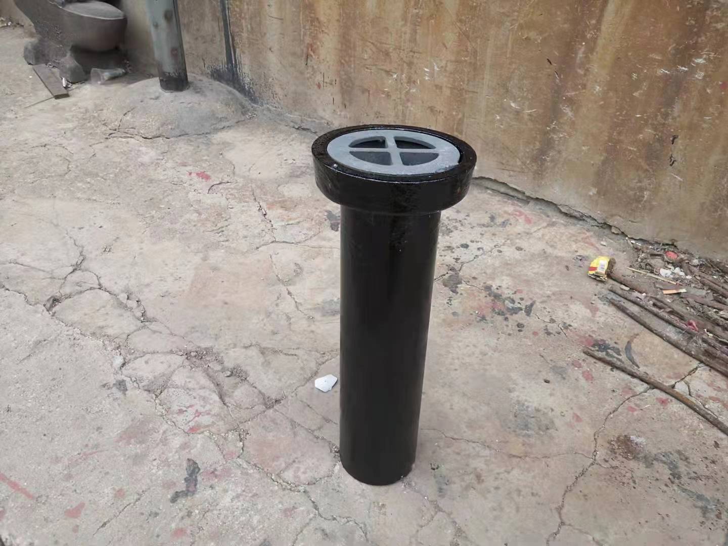 泄水管